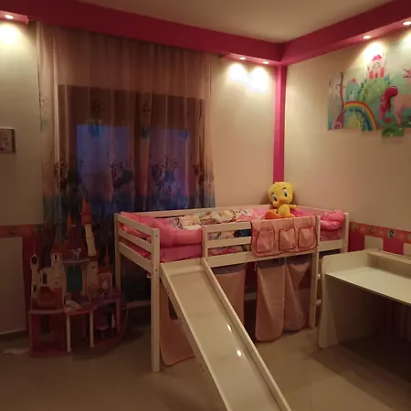 Luxury Evangelia アパート リトコロン